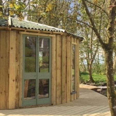 The Roundhouse - Unique Space Nestled In The Trees 伯格里 外观 照片